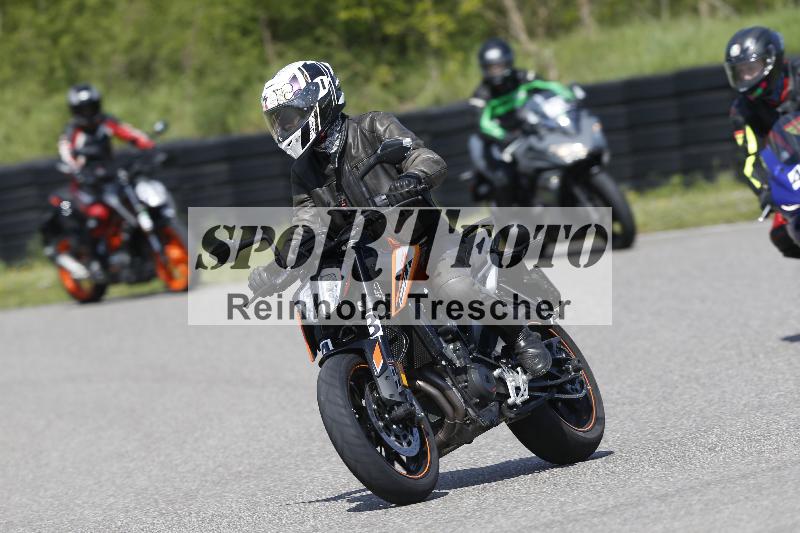 /Archiv-2025/09 22.04.2025 Cornu Master School ADR/gruen-vert/43